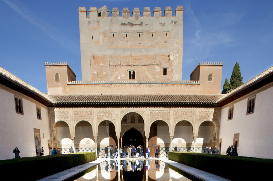 Imágen del Patio de los Arrayanes de la Alhambra, fotogalería Lab.RtvE.es